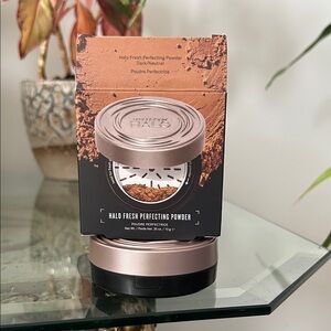 Smashbox Halo Fresh Perfecting Powder in Dark/Neutral - Discontinued
